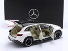 Mercedes-Benz EQS SUV (X296) Bouwjaar 2022 diamant wit 1:18 NZG