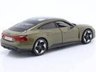 Audi RS e-tron GT Año de construcción 2022 táctica verde 1:24 Maisto