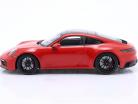 Porsche 911 Carrera 4 GTS Coupe Anno di costruzione 2020 rosso 1:18 Minichamps