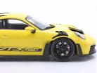 Porsche 911 (992) GT3 RS Baujahr 2023 gelb / schwarze Felgen 1:18 Minichamps