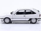 Opel Kadett E GSI Anno di costruzione 1985 bianco 1:24 WhiteBox