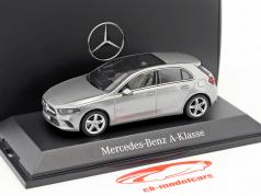 Mercedes-Benz A-Klasse (W177) mojavesilber metallic 1:43 Herpa