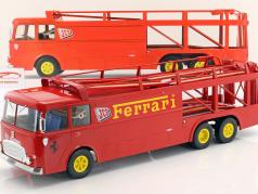 Fiat Bartoletti 306/2 Racing transporter Ferrari JCB Racing rood 1:18 Norev
