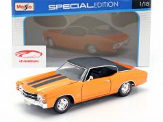 Chevrolet Chevelle SS 454 Sport Coupe 1971 laranja metálico / preto 1:18 Maisto