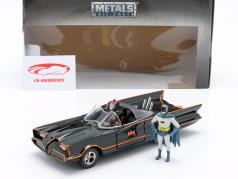 Batmobile とともに Batman と Robin フィギュア Classic TV-Serie 1966 1:24 Jada Toys