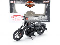 Harley Davidson Sportster Iron 883 Год постройки 2014 черный 1:12 Maisto