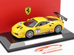Ferrari 488 Challenge #1 amarillo 1:43 Bburago