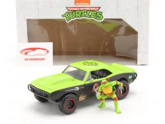 Chevrolet Camaro TV-Serie Teenage Mutant Ninja Turtles Met figuur 1:24 Jada Toys