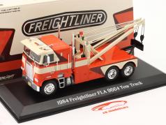 Freightliner FLA 9664 takelwagen 1984 oranje / Wit 1:43 Greenlight