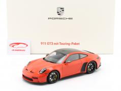 Porsche 911 (992) GT3 Touring 2022 lava oranje 1:18 Minichamps