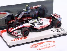 Mick Schumacher Haas VF-22 #47 Bahrein GP formula 1 2022 1:43 Minichamps