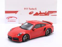 Porsche 911 (992) Turbo S Coupe Sport Design 2021 охранники красный 1:18 Minichamps