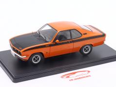 Opel Manta A GT/E Baujahr 1974 orange / schwarz 1:24 Hachette