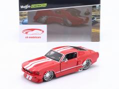 Ford Mustang GT 5.0 建設年 1967 赤 1:24 Maisto