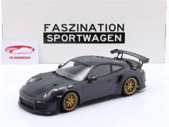 Porsche 911 (991 II) GT2 RS пакет Вайссах 2018 фиолетовый металлический / золотые автомобильные диски 1:18 Minichamps