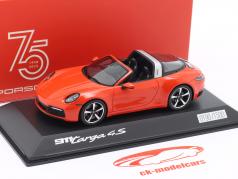 Porsche 911 (992) Targa 4S 建設年 2020 溶岩 オレンジ 1:43 Spark
