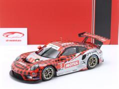 Porsche 911 GT3 R #9 优胜者 GTD-Pro 24h Daytona 2022 Pfaff Motorsports 1:18 Ixo