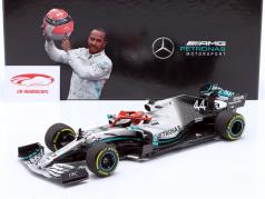 L. Hamilton Mercedes-AMG F1 W10 #44 优胜者 摩纳哥 GP 公式 1 世界冠军 2019 1:18 Minichamps