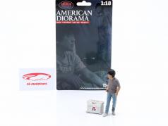 RWB-Legende Akira Nakai San Figur #2 mit Kiste 1:18 American Diorama
