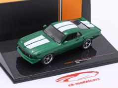 Ford Mustang Custom Anno di costruzione 1969 verde metallico / bianco 1:43 Ixo