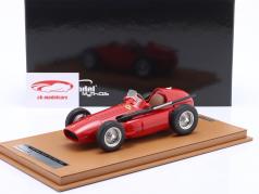 Nino Farina Ferrari 555 Supersqualo prøve Bil formel 1 1955 1:18 Tecnomodel