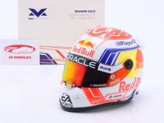 Max Verstappen Red Bull Racing #1 формула 1 Чемпион мира 2023 шлем 1:2 Schuberth