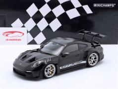 Porsche 911 (992) GT3 RS Bouwjaar 2023 zwart / zilver velgen 1:18 Minichamps