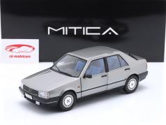 Fiat Croma 2.0 Turbo IE Ano de construção 1985 cinza polar metálico 1:18 Mitica