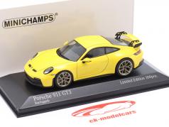 Porsche 911 (992) GT3 Año de construcción 2020 racing amarillo / los dorados llantas 1:43 Minichamps