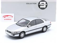 Opel Omega B Anno di costruzione 1996 argento metallico 1:18 Triple9