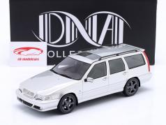 Volvo V70 R P80 Byggeår 1998 sølv 1:18 DNA Collectibles
