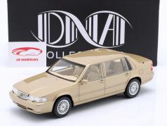 Volvo S90 Royal Byggeår 1998 champagne 1:18 DNA Collectibles