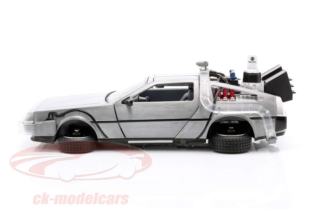 DeLorean Time Machine Flying Wheel Version Back to the Future II (1989) silver 1:24 Jada Toys
