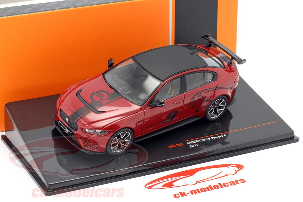 Ixo 1:43 Jaguar XE SV Project 8 Año de construcción 2017 oscuro 