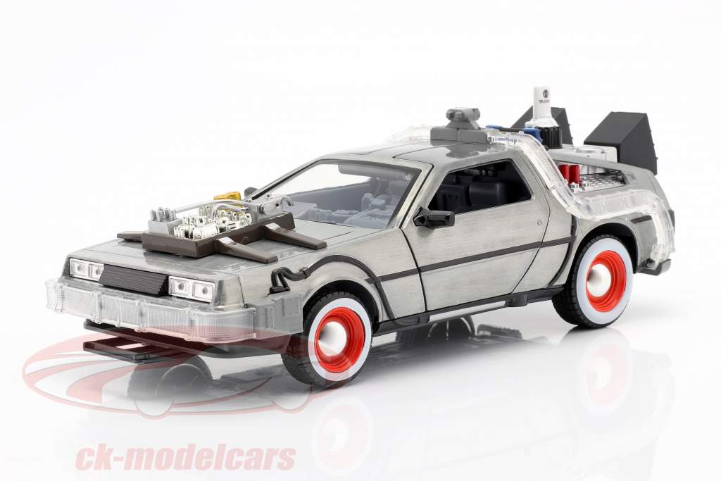 DeLorean Time Machine Back to the Future III (1990) silver 1:24 Jada Toys