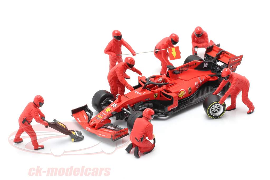 Formula 1 Pit crew characters set #1 Team Red 1:43 American Diorama