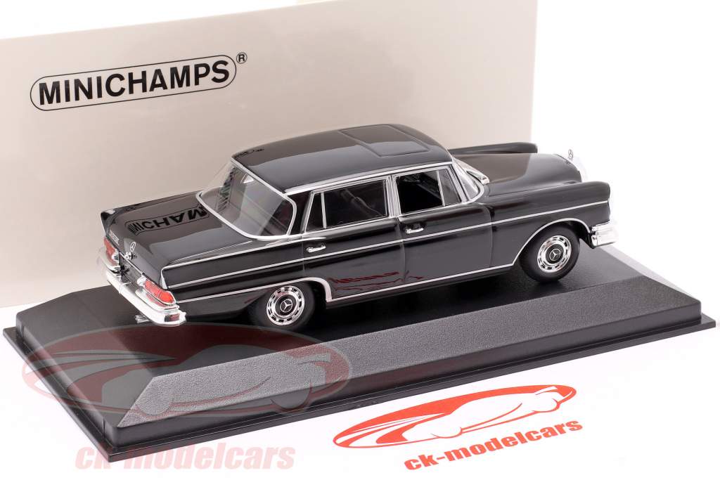 Minichamps 1 43 Mercedes Benz 300 Se 長いです W112 Heckflosse 建設年 1963 黒 モデル 車