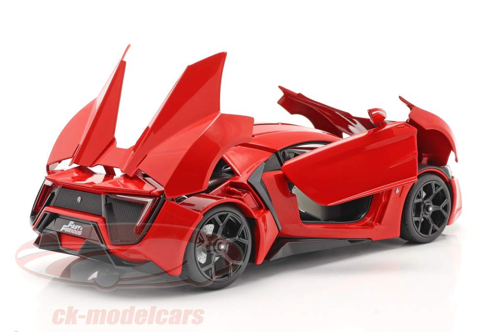 Dom's Lykan Hypersport 2014 Fast & Furious 7 (2015) Med figur 1:18 Jada Toys