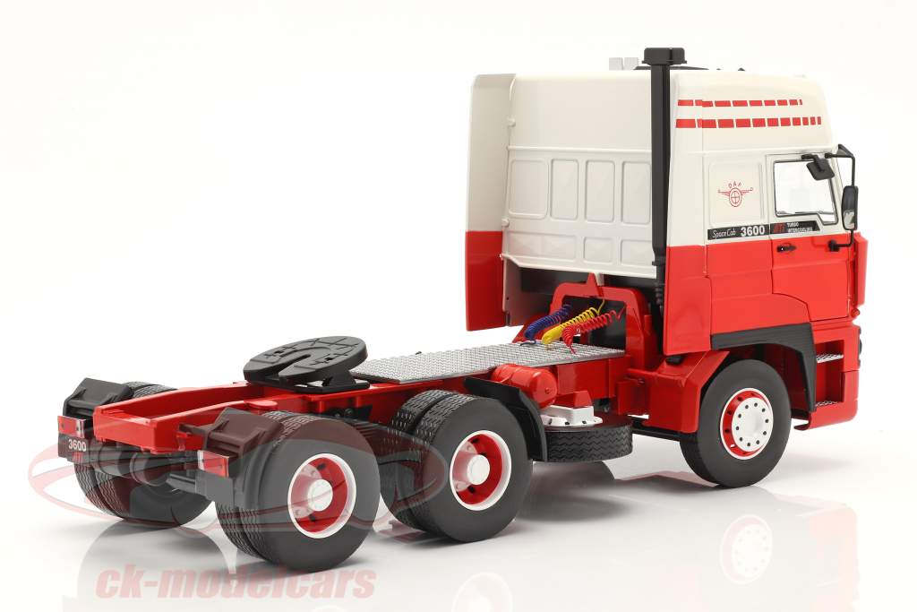 Road Kings 1:18 DAF 3600 SpaceCab un camion 1986 blanc / rouge 