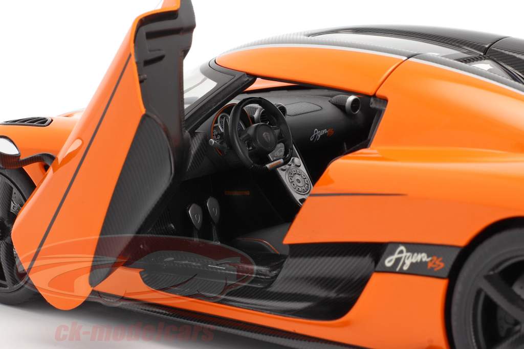 Koenigsegg Agera RS Ano de construção 2015 laranja / carbono 1:18 AUTOart