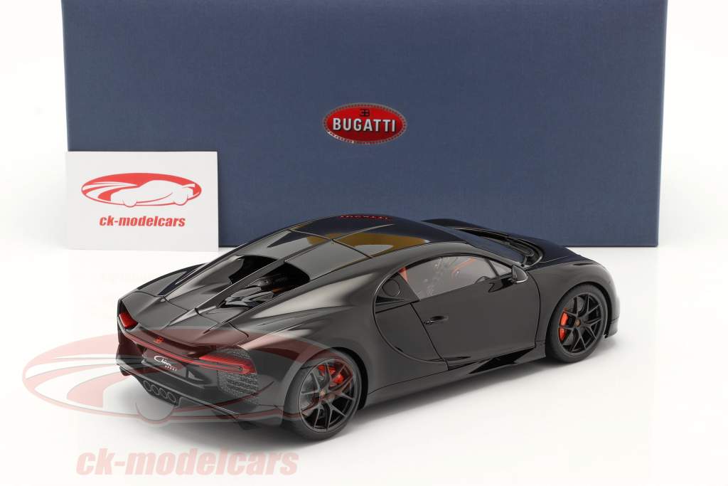 Bugatti Chiron Sport bouwjaar 2019 nocturne zwart 1:18 AUTOart