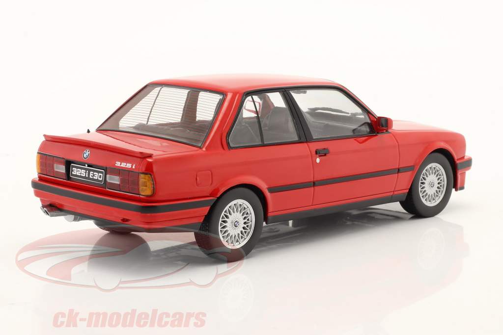 KK-Scale 1:18 BMW 325i (E30) M package 1 year 1987 Red KKDC180742