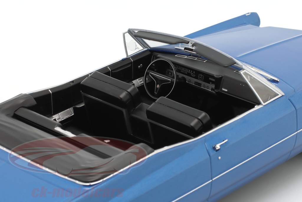 Cadillac DeVille 建設年 1967 青い メタリック 1:18 KK-Scale