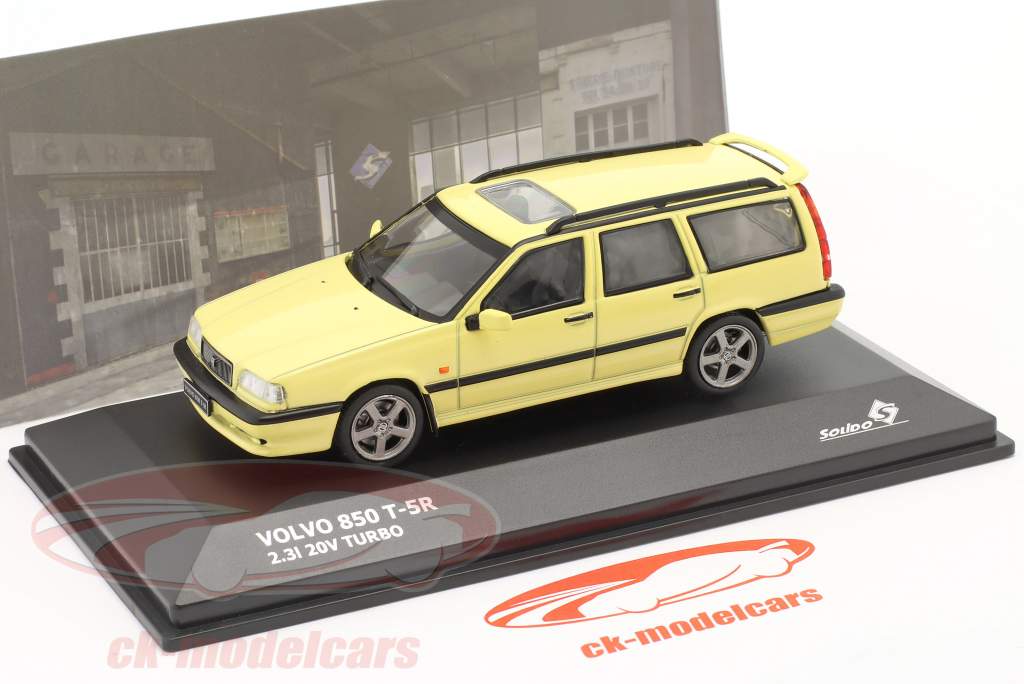 Volvo 850 T5-R 2.3L 20V Turbo 建設年 1995 クリーム 黄色 1:43 Solido