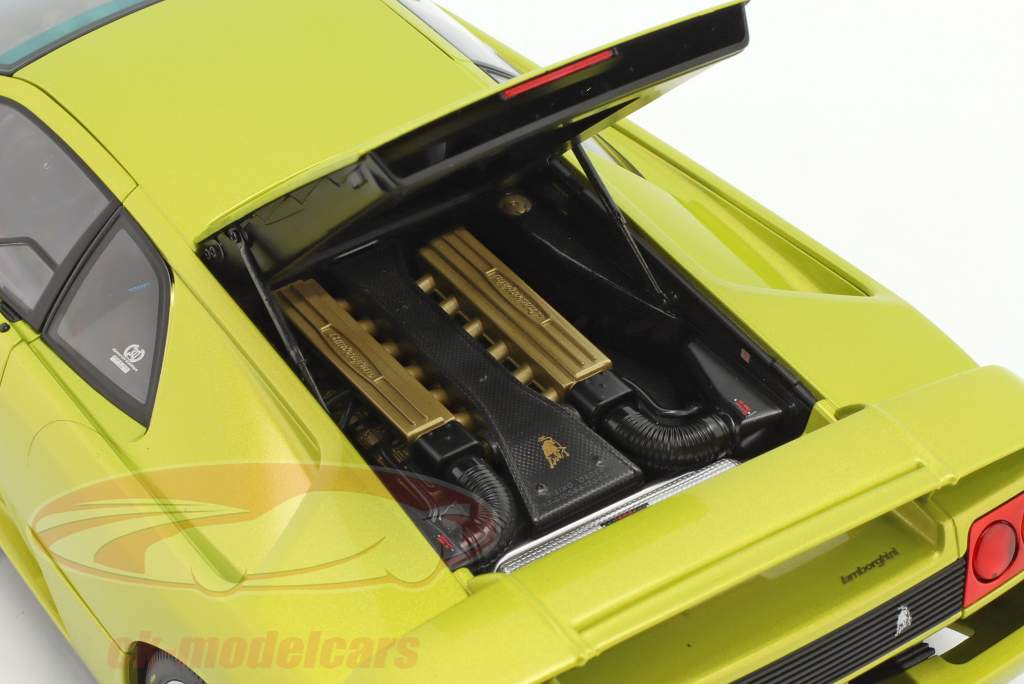 Lamborghini Diablo SE30 Ano de construção 1993 amarelo metálico 1:18 AUTOart