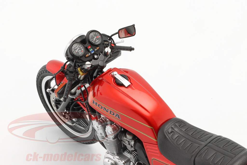 Honda CB750F BariBari Legend Koma Gun rood / zwart 1:12 AUTOart