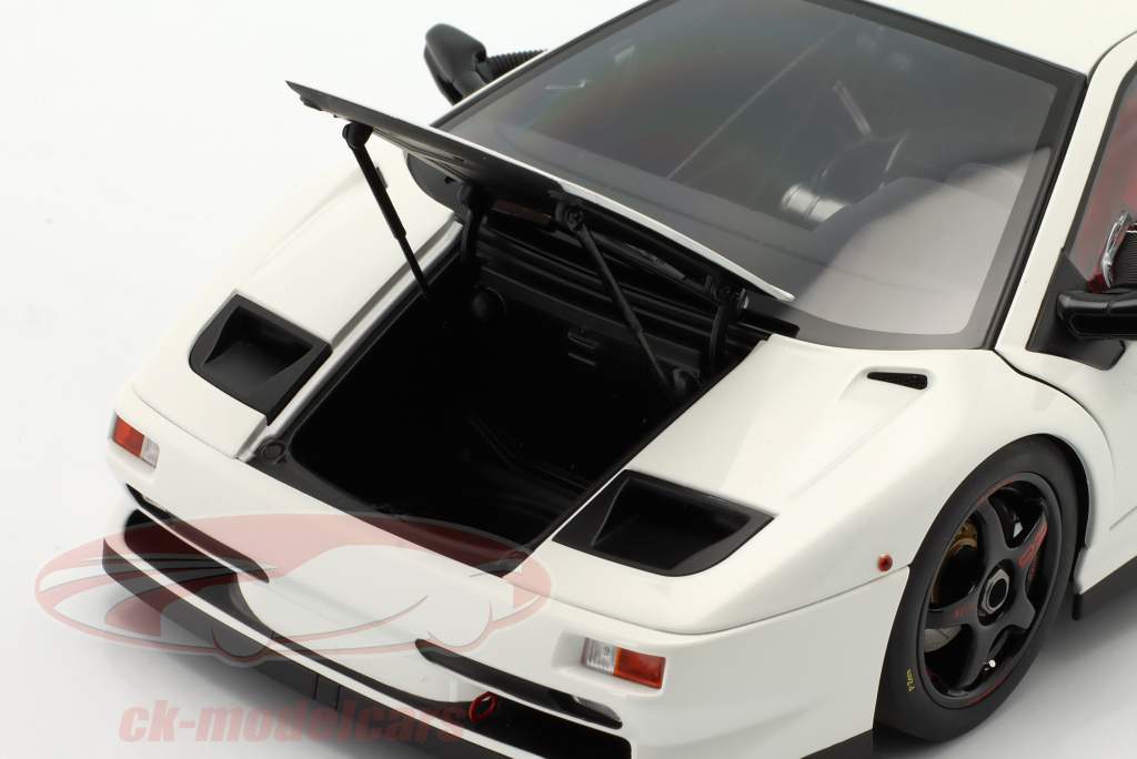 Lamborghini Diablo SV R Ano de construção 1996 Branco 1:18 AUTOart