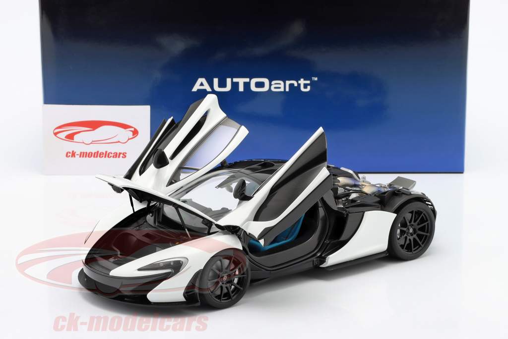 McLaren P1 Année de construction 2013 Alaska diamant blanc 1:18 AutoArt