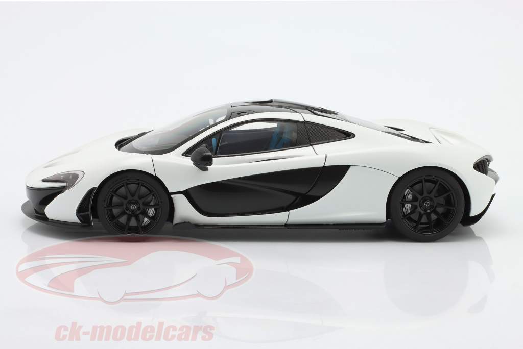 McLaren P1 Année de construction 2013 Alaska diamant blanc 1:18 AutoArt