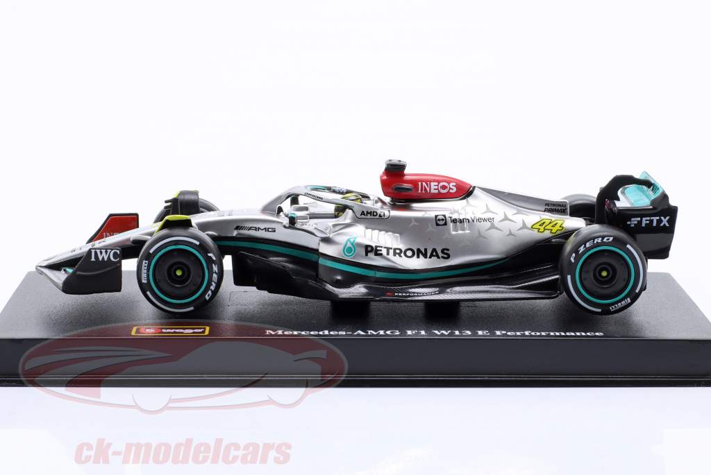 Lewis Hamilton Mercedes-AMG F1 W13 #44 formula 1 2022 1:43 Bburago